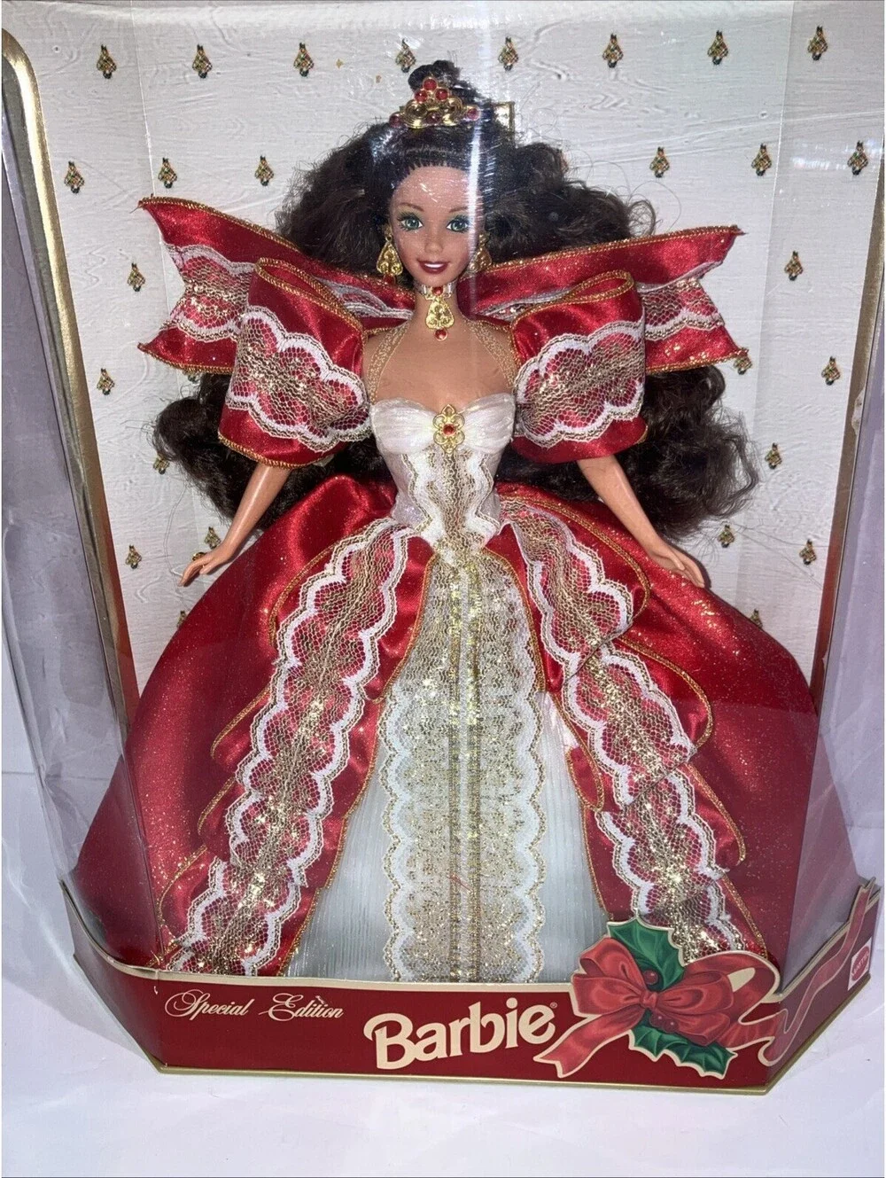 VTG 1997 Mattel Happy Holidays Barbie Doll 10th Anniversary Edition Green Eyes